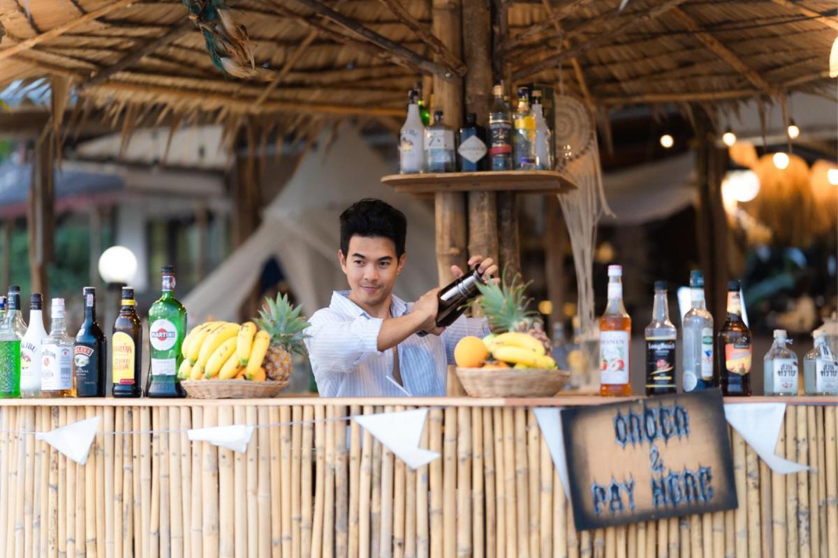 Baanboonpetch Resort Ban Phlong Takhe Екстериор снимка